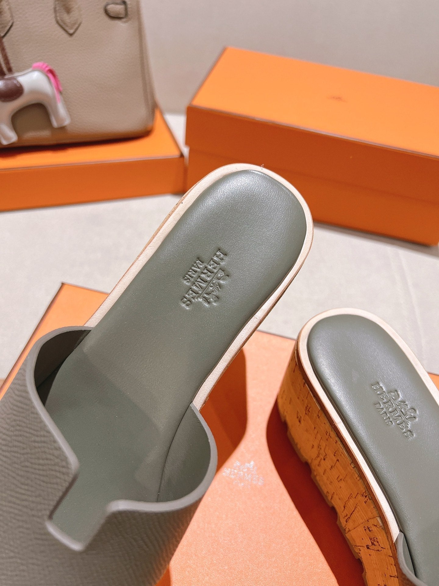 HERMES 25S HIGH WEDGE SANDALS IN DARK GREY LAMBSKIN STYLE 11
