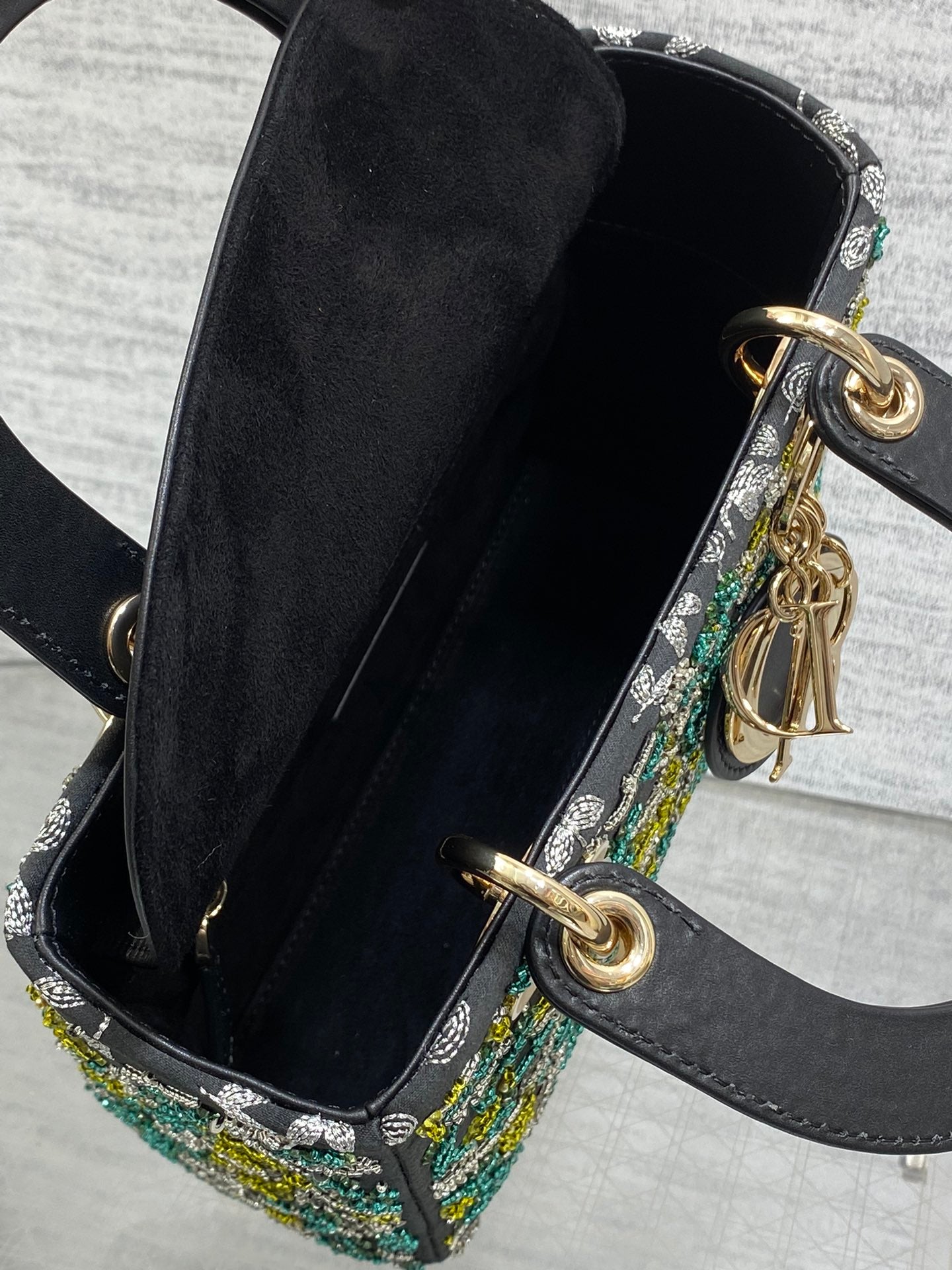 DIOR SMALL 20 BAG BLACK LAMBSKIN WITH SHOOTING STAR EMBROIDERY WOMEN 226114