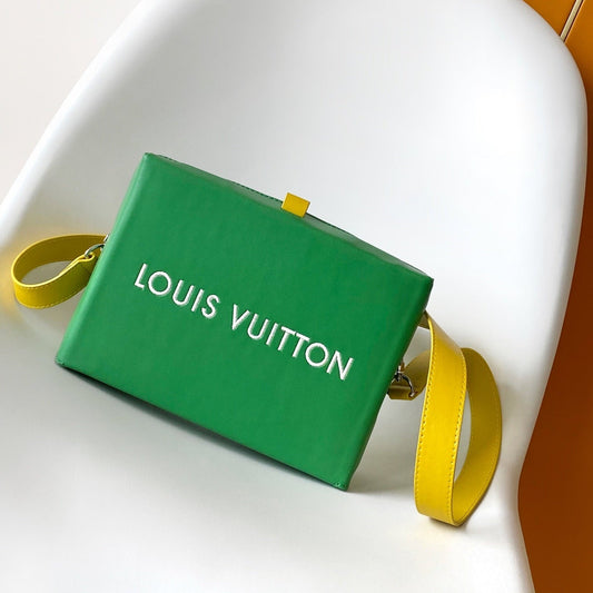 LOUIS VUITTON SHOPPER BAG 23 IN GREEN YELLOW CALFSKIN EMBROIDERED LOGO
