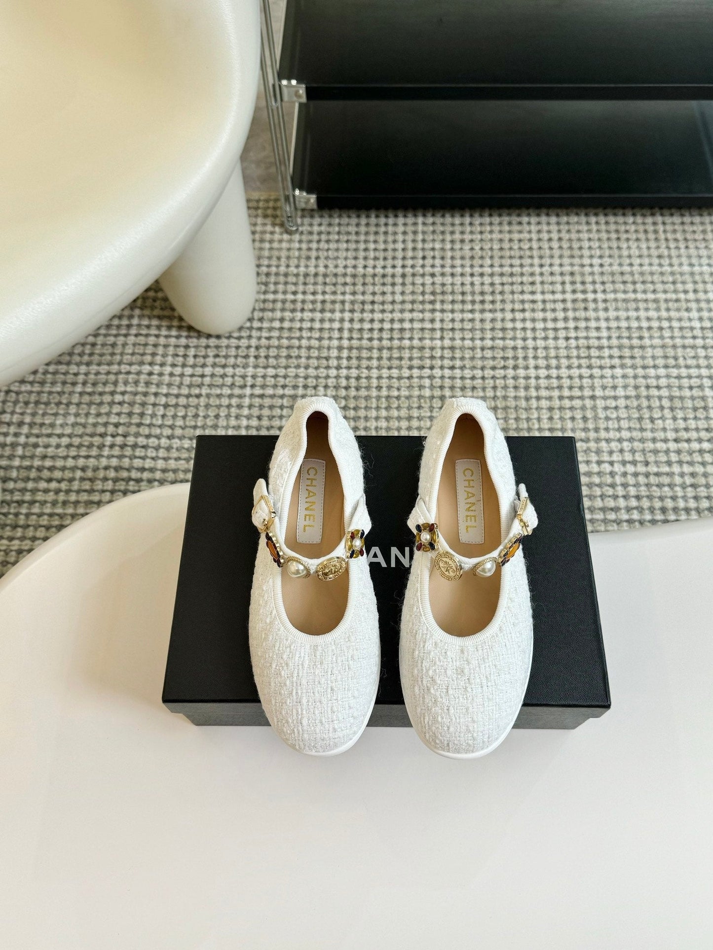 CHANEL MARY JANE SHOES WHITE WOOL TWEED