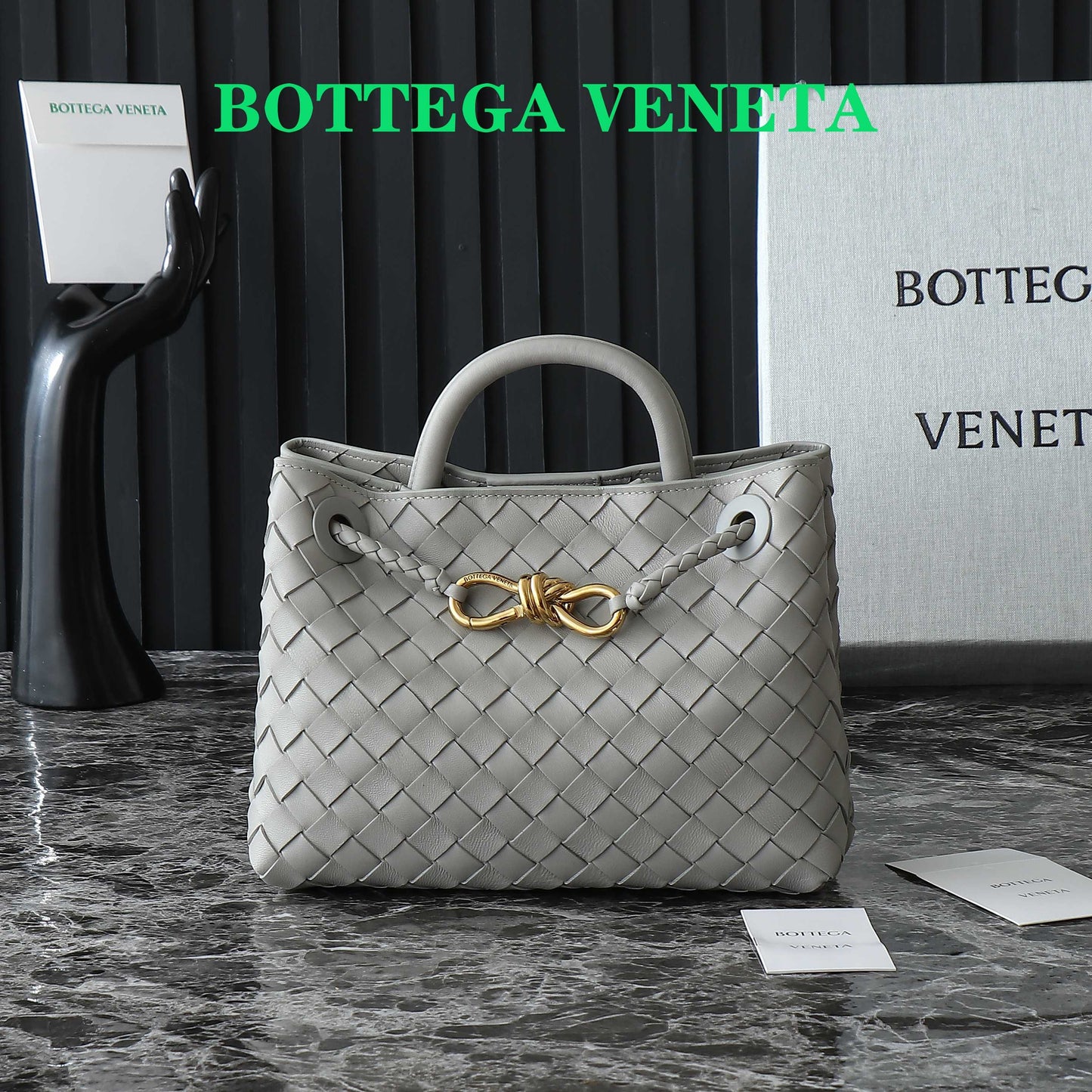 BOTTEGA VENETA SMALL ANDIAMO 25CM GREY LAMBSKIN