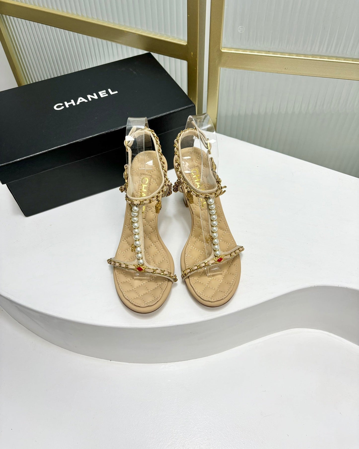 CHANEL HIGH HEELS PEARL CHAIN IN BEIGE CREAM COWHIDE