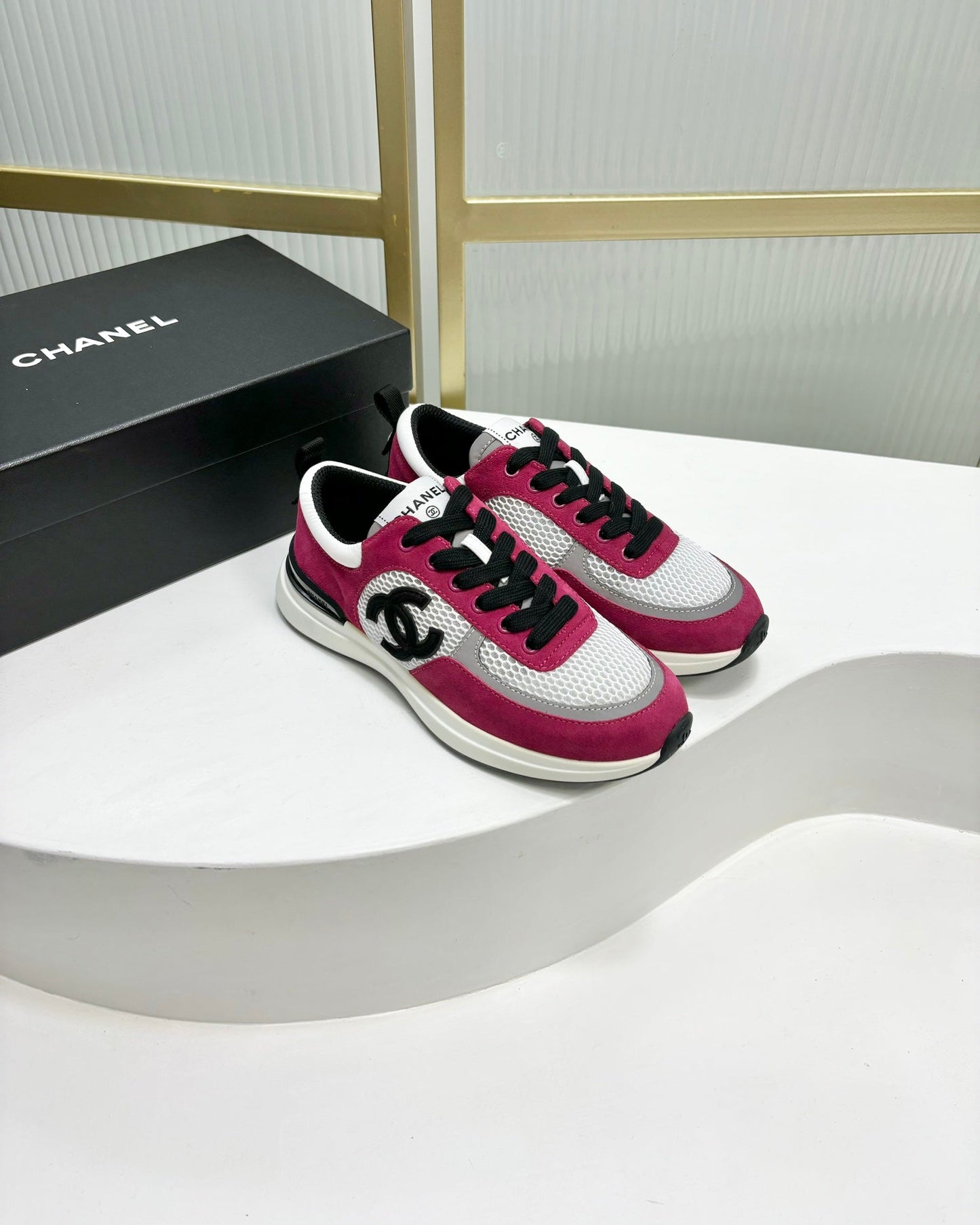 CHANEL SNEAKER IN BARBIE PINK SUEDE AND GREY BREATHABLE MESH