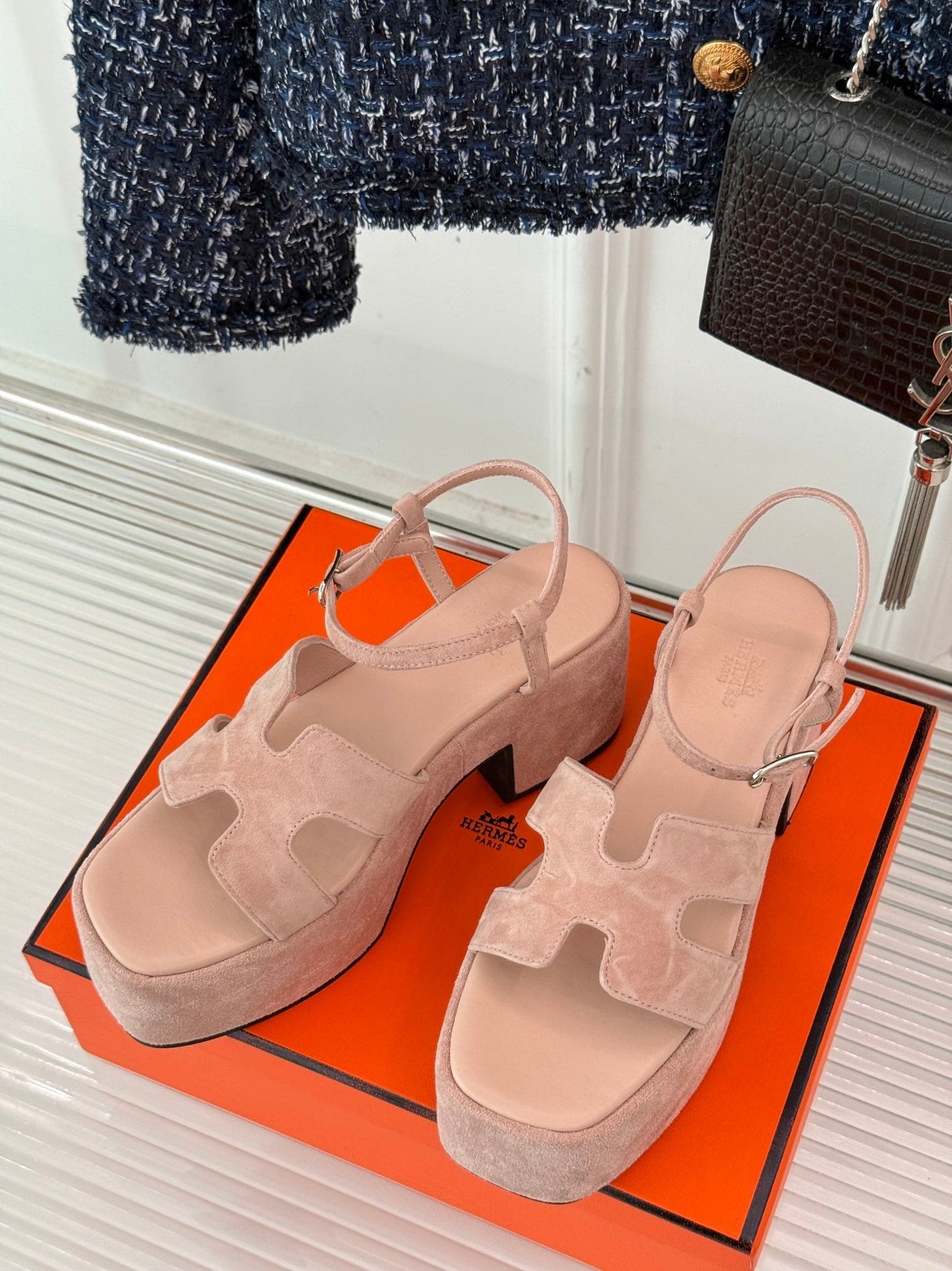 HERMES 25S JAM 30 HIGH-HEEL SANDAL IN PEACH PINK SUEDE