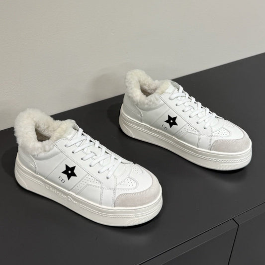 DIOR BLACK STAR SNEAKER WHITE CALFSKIN AND SUEDE CALFSKIN WITH SHEARLING LINING