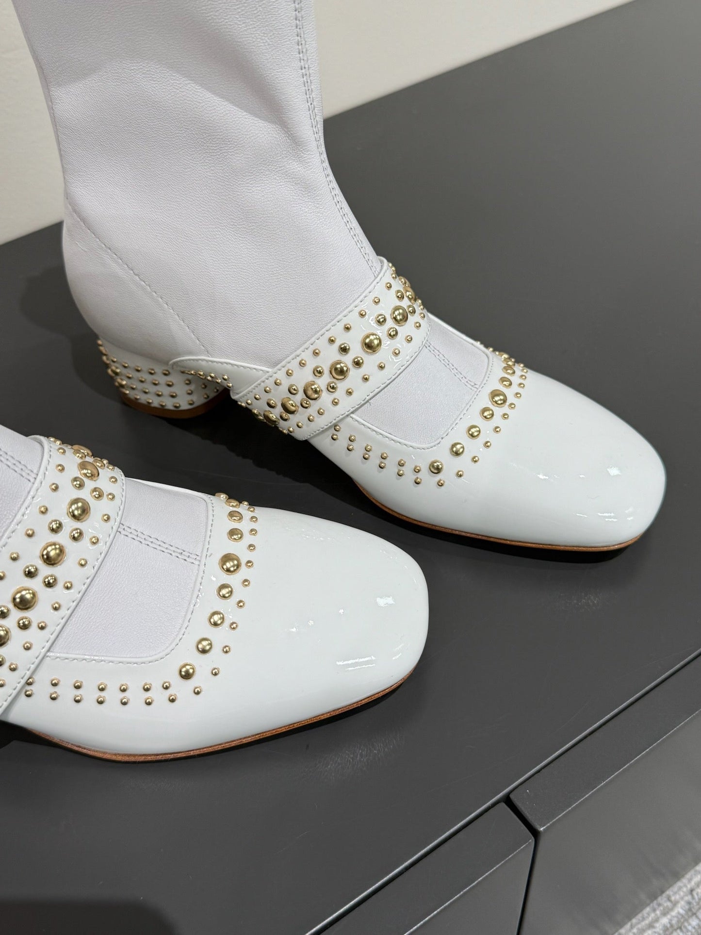 DIOR BELLE-D HEELED ANKLE BOOT WHITE PATENT CALFSKIN