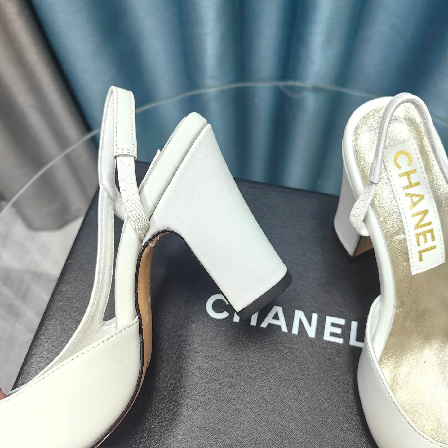 CHANEL HIGH SLINGBACKS IN WHITE MIX BLACK LAMBSKIN