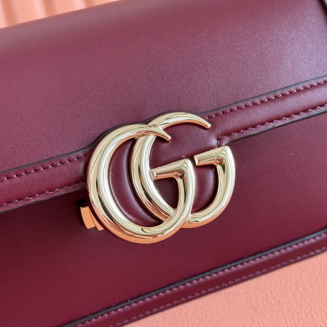 GUCCI 26S SHOULDER BAG 21 IN DARK RED CALFSKIN