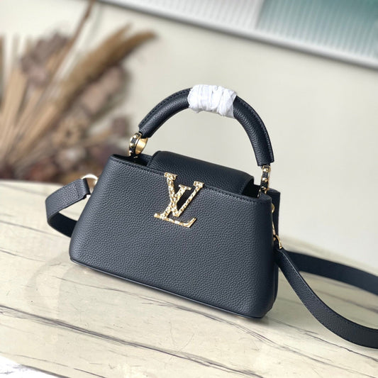 LOUIS VUITTON CAPUCINES EAST-WEST MINI 22 IN BLACK CALFSKIN GOLD HARDWARE