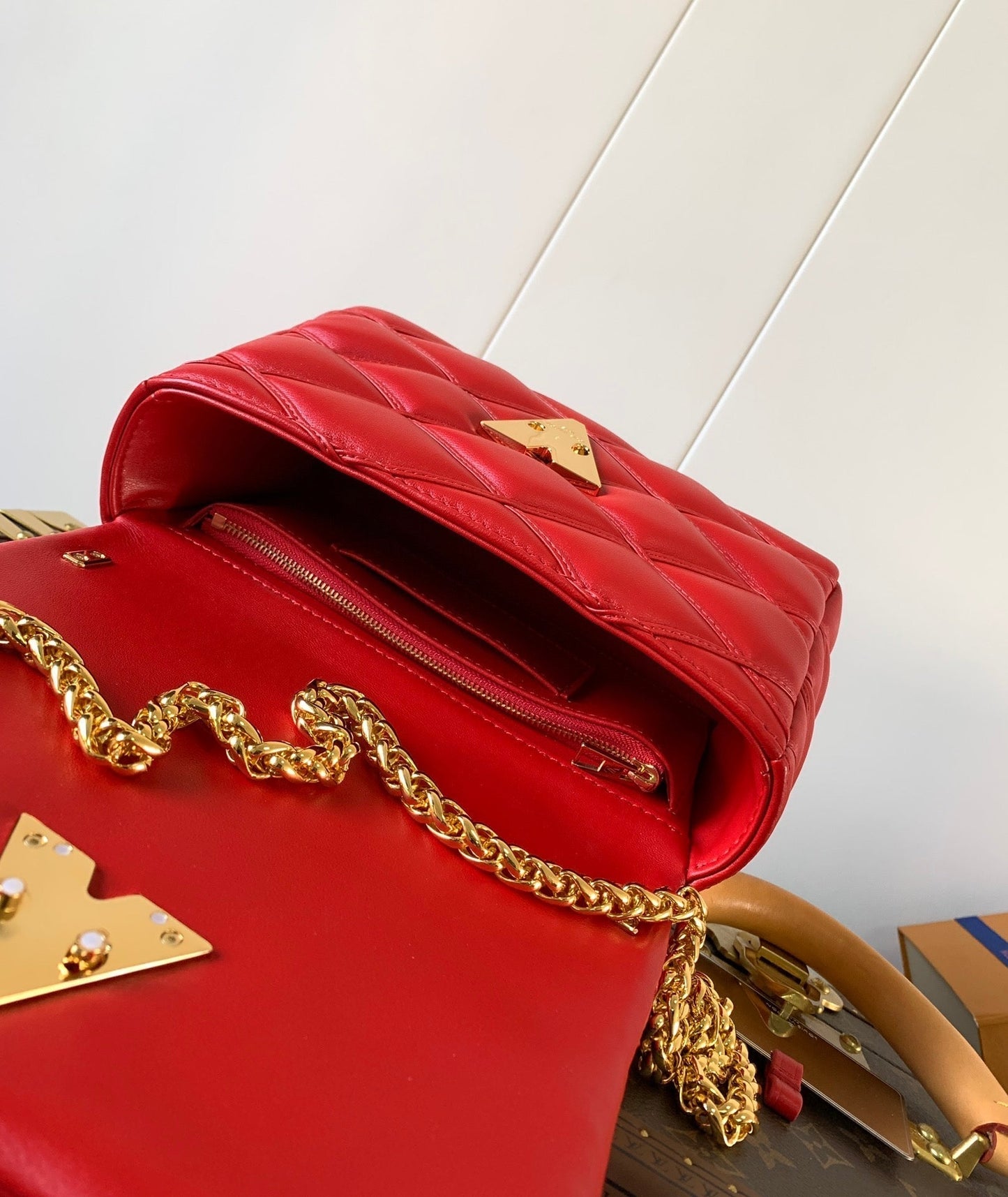 LOUIS VUITTON LV 25S GO-14 MM 23 IN CRIMSON RED QUILTED LAMBSKIN GOLD HARDWARE