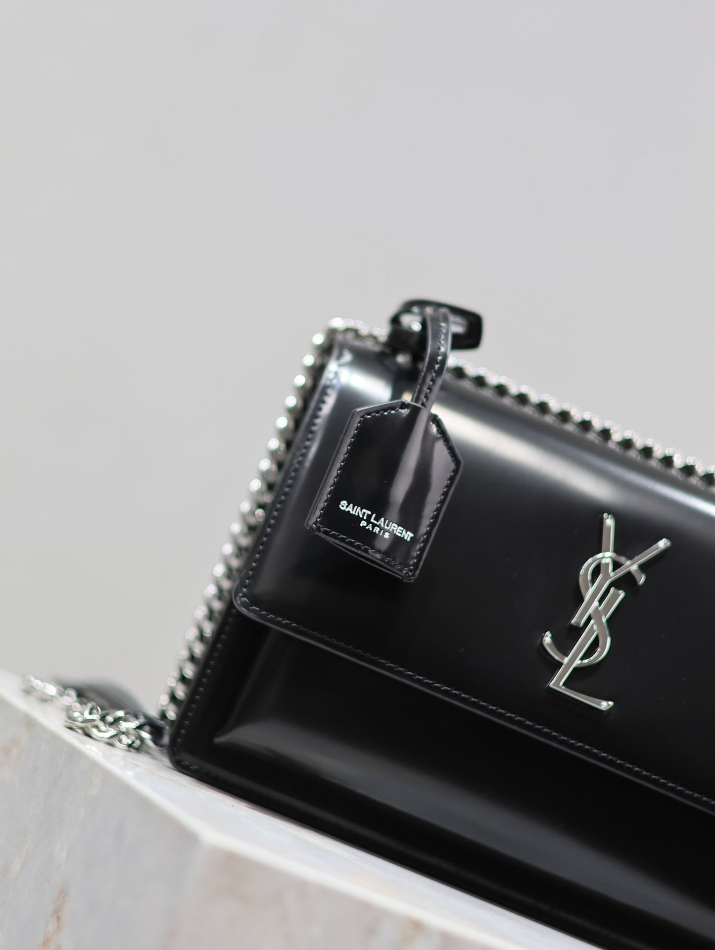 YSL 25S SUNSET MEDIUM 22 IN BLACK SHINY CALFSKIN SILVER HARDWRE