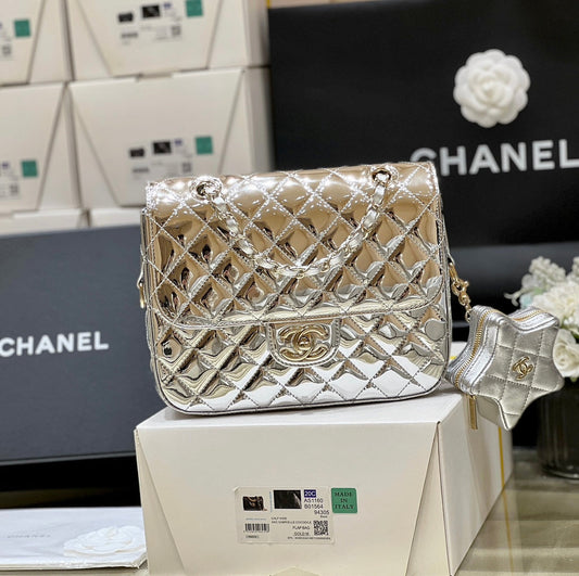 CHANEL 25S  STAR SILVER 23 IN METALLIC SILVER CALFSKIN