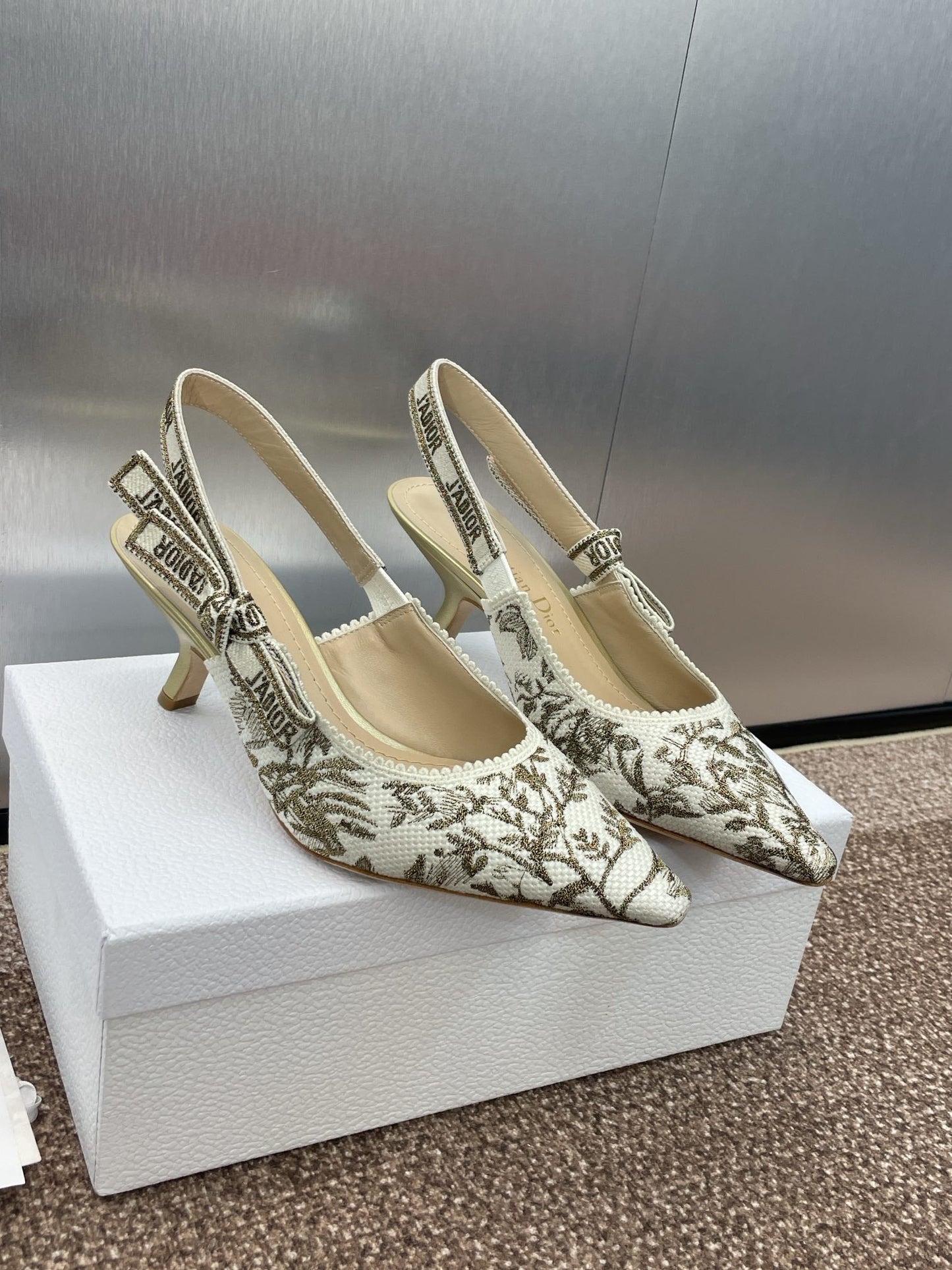 DIOR J'A HIGH SLINGBACK PUMP WHITE AND GOLD-TONE MILLEFIORI JACQUARD 65 MM