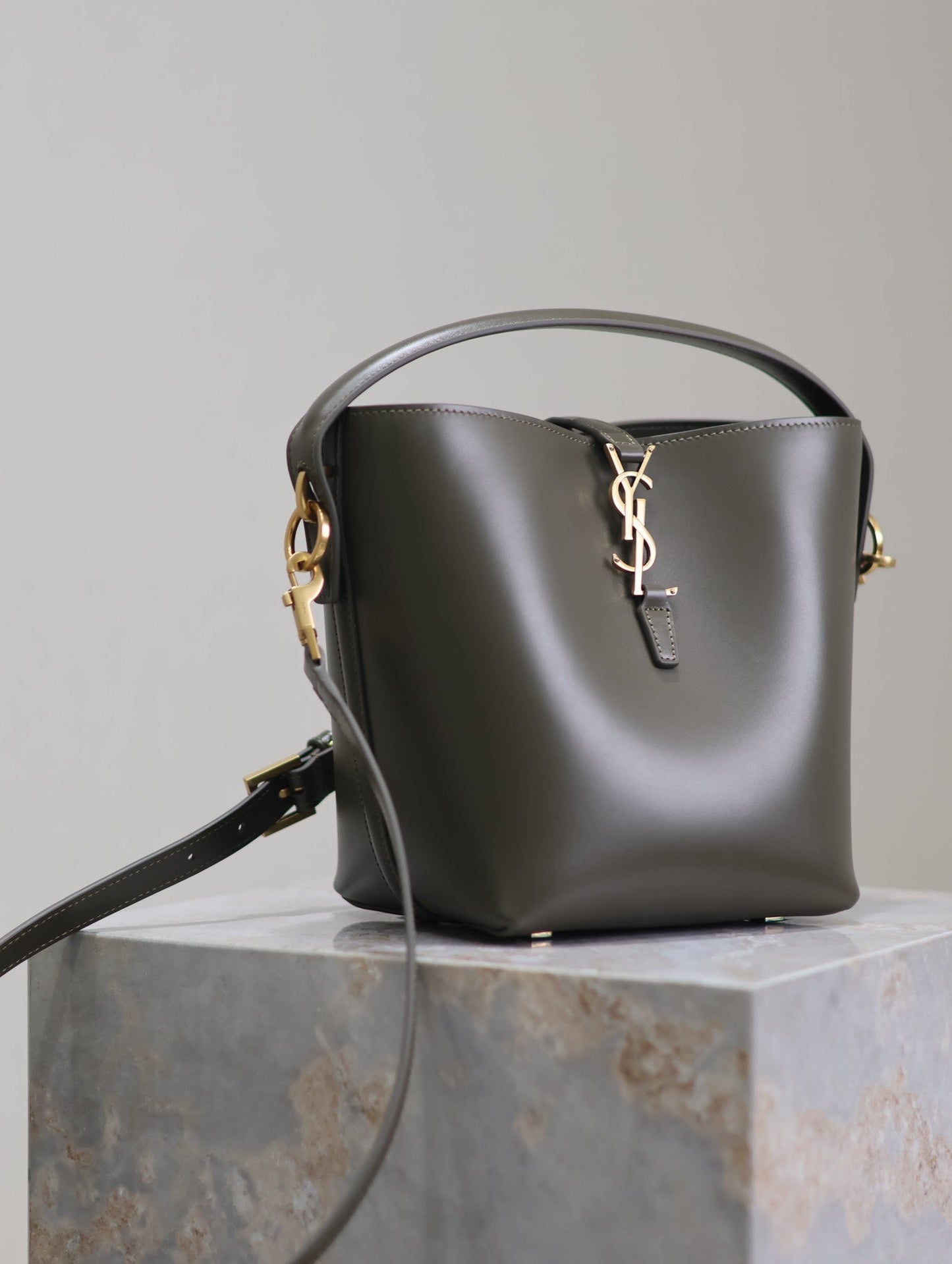 YSL 25S LE 37 MINI 20 IN DARK OLIVE CALFSKIN GOLD HARDWRE