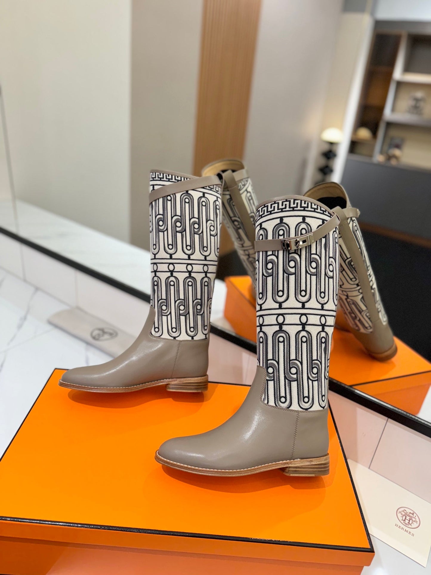 HERMES JUMPING BOOT 2 CM IN PASTEL GRAY CALFSKIN AND BLACK MIX WHITE FABRIC