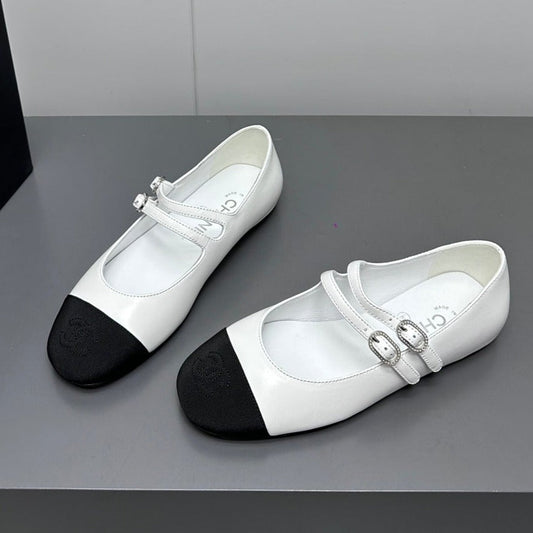 CHANEL pearl Mary Jane flat shoes white