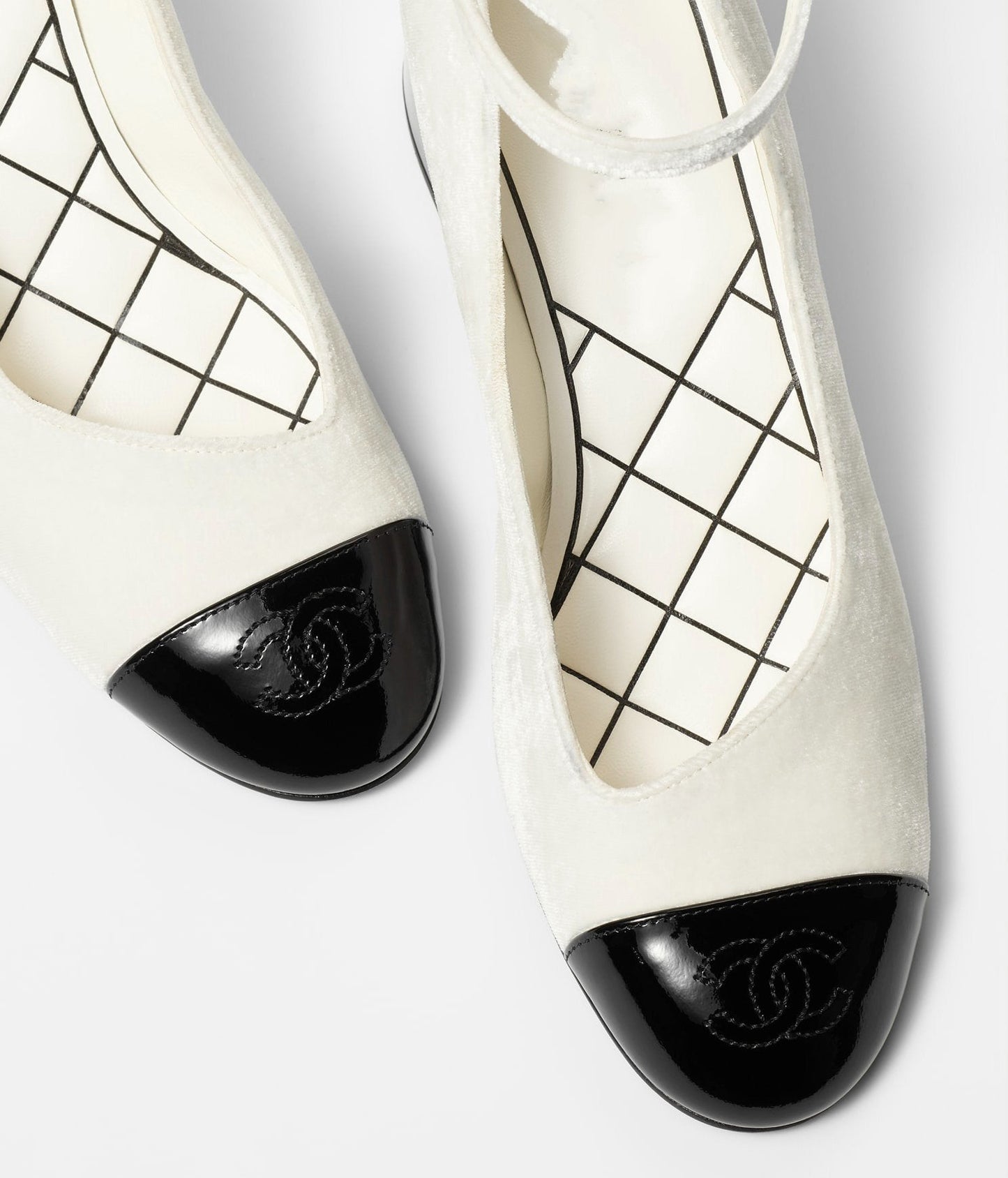 CHANEL MARY JANES IVORY BLACK VELVET